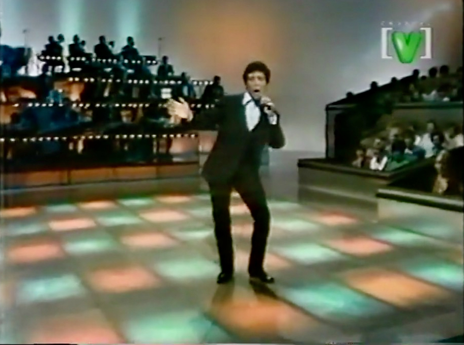 Tom Jones dancing on his 1969 set.